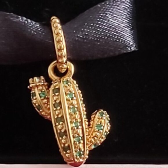 AUTH PANDORA* RETIRED*14kt Gold Plated Sparkling Desert Cactus Pendant Charm - Picture 5 of 16